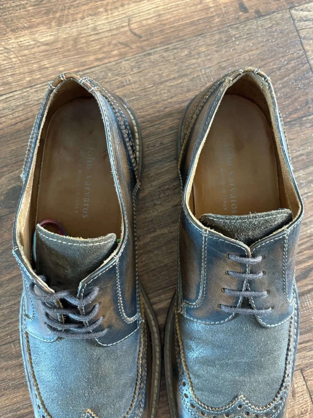 John Varvatos College Distressed Leather Wingtip Derby Oxfords 9.5